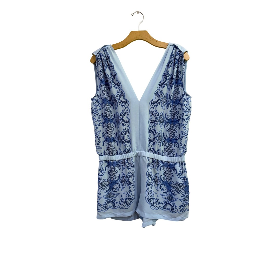 BCBGMAXAZRIA Light Oasis Blue Placement Print V-Neck Romper UBE9C814-Y4K S